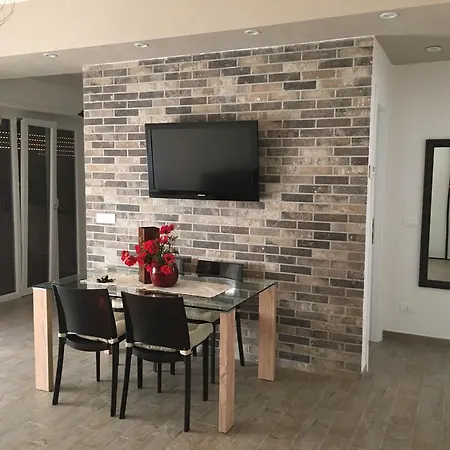 The Vara Appartement *